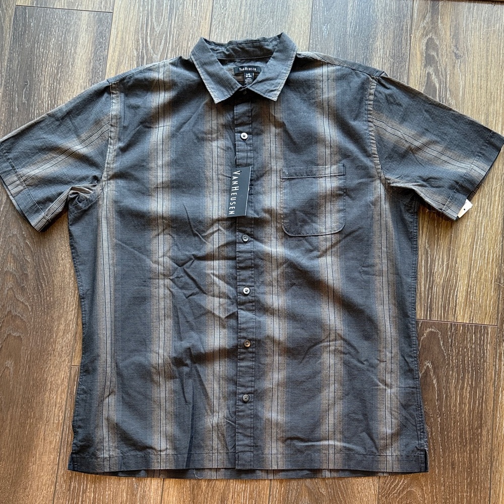 NWT Van Heusen Men's Black and Brown Striped Short Sleeve Shirt Size Large